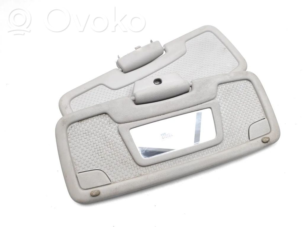 Sun visor