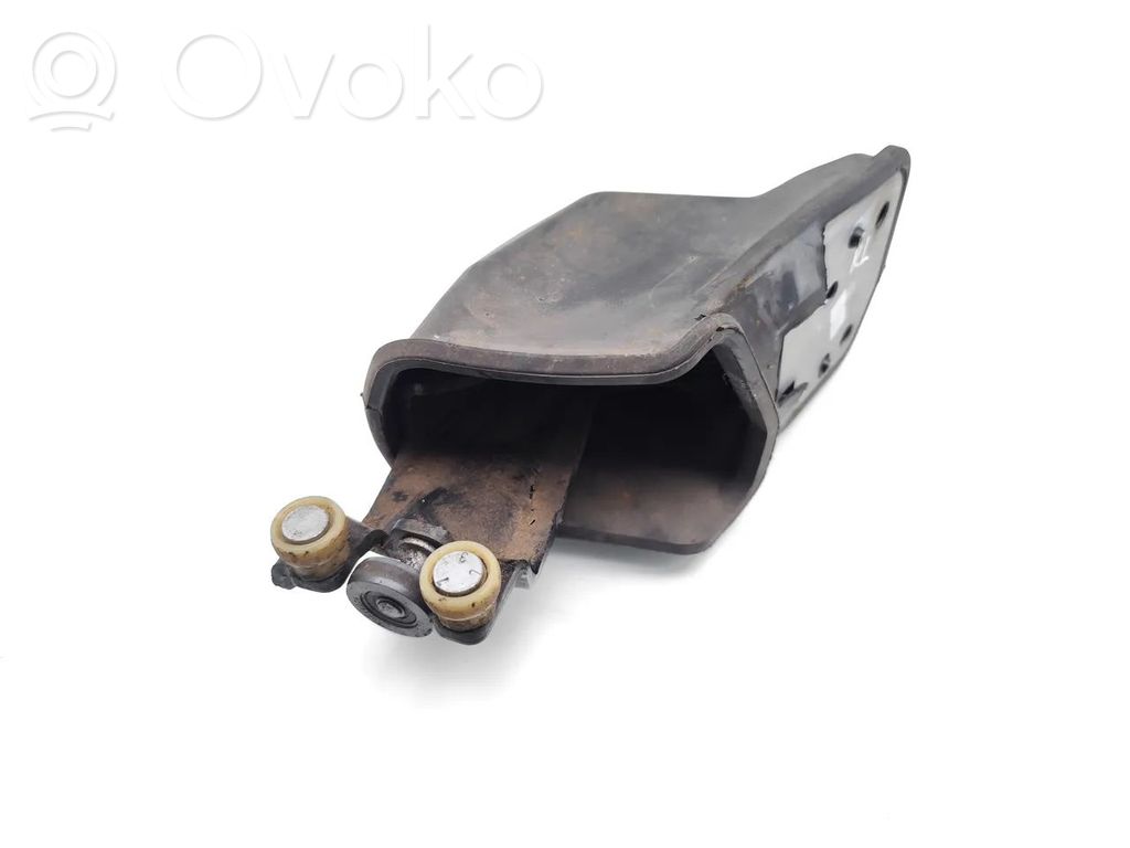 Toyota ProAce City Sliding door middle roller runner 