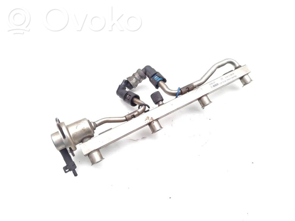 Opel Corsa D Rampă alimentare injectoare 