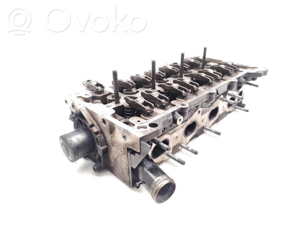 Opel Astra J Engine head 