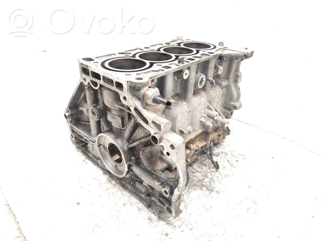 Opel Insignia B Engine block 