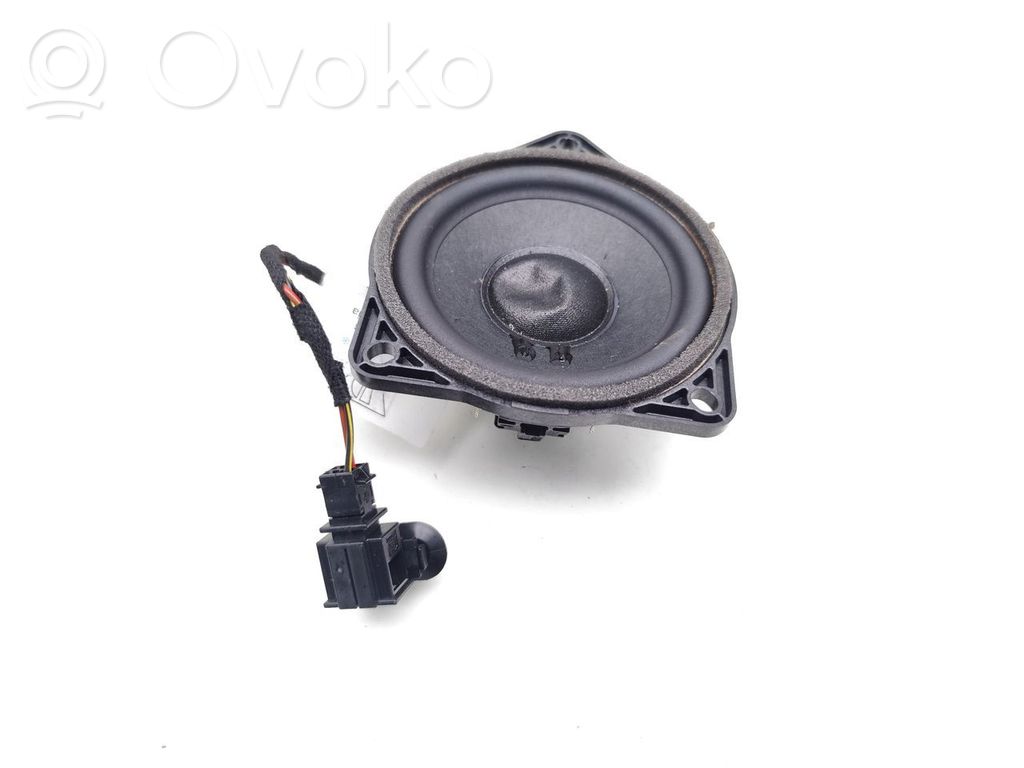 Porsche Taycan 9J1 Altavoz de la puerta trasera