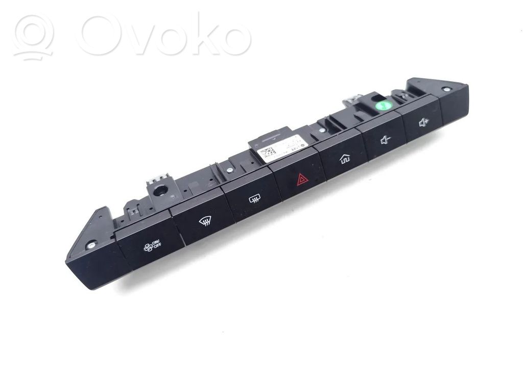 MG MG4 ev Hazard light switch 