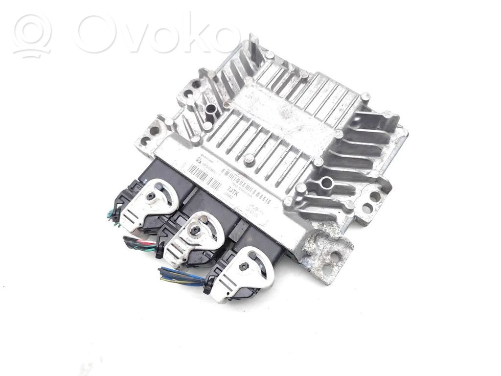 Ford C-MAX I Engine control unit/module 