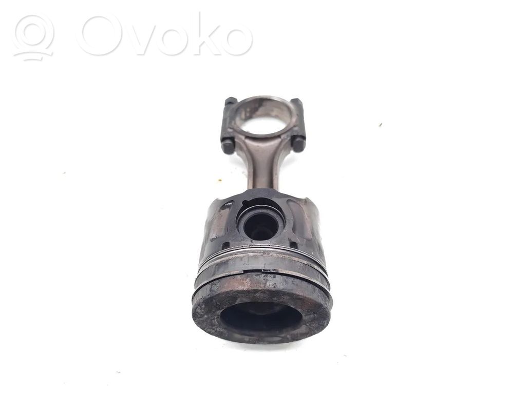Citroen Dispatch II Piston with connecting rod 
