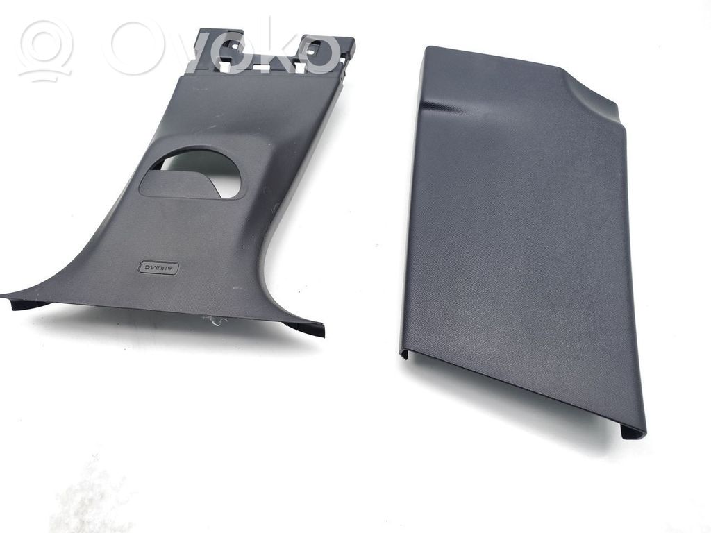 Peugeot 2008 II Rivestimento montante (B) (superiore) 