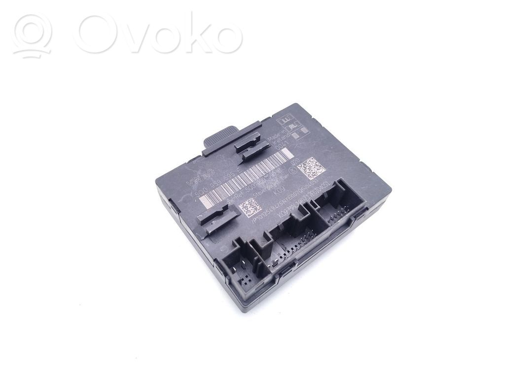 Unidad de control/módulo de la puerta   5Q0959595E