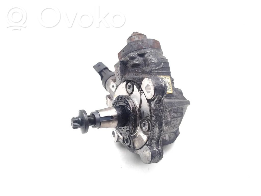 BMW 3 E90 E91 Fuel injection high pressure pump 