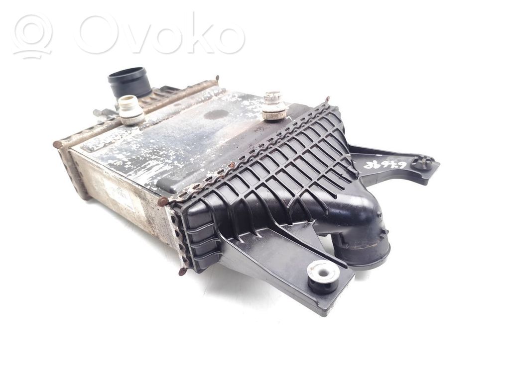 Radiatore intercooler   FPLA6K775AB,EM831001