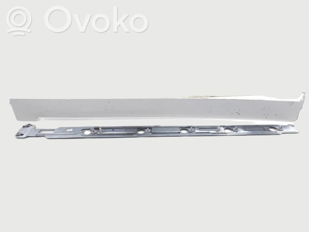 Opel Vivaro Moldura de la guía de la puerta corredera 