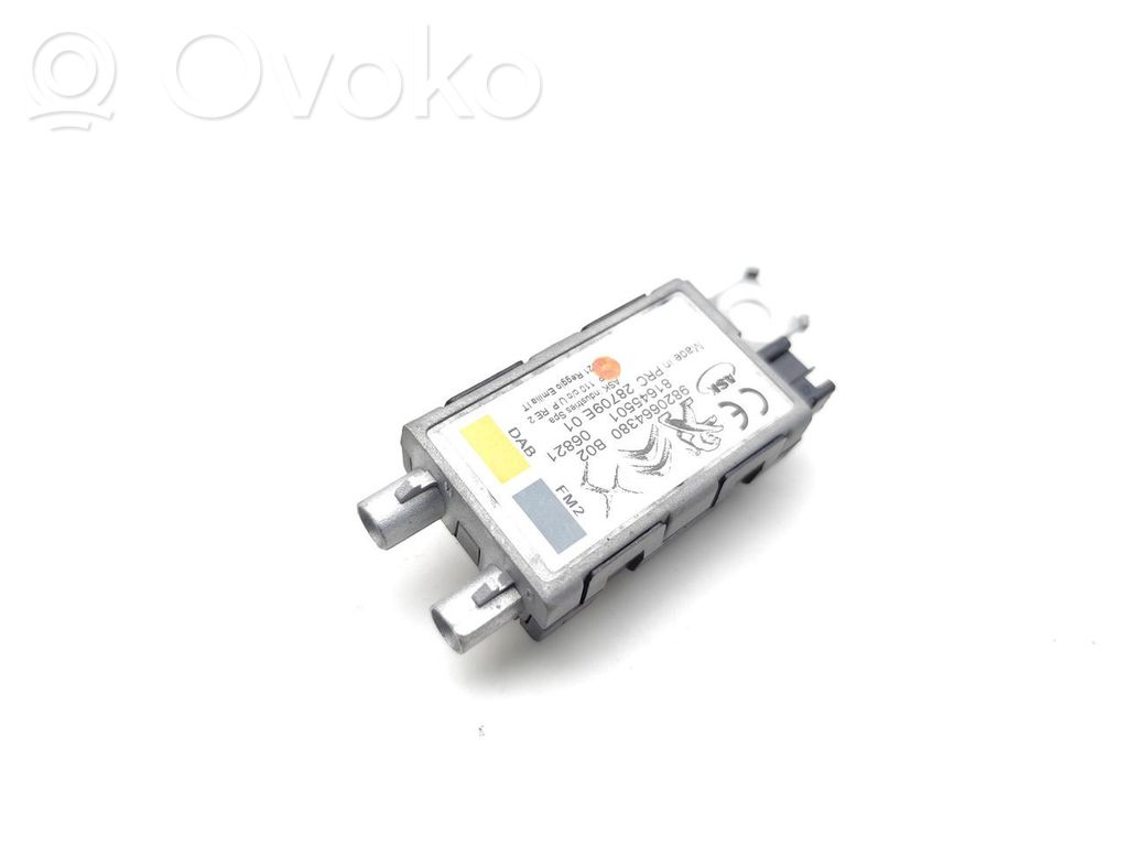 Peugeot 2008 II Antenas pastiprinātājs 