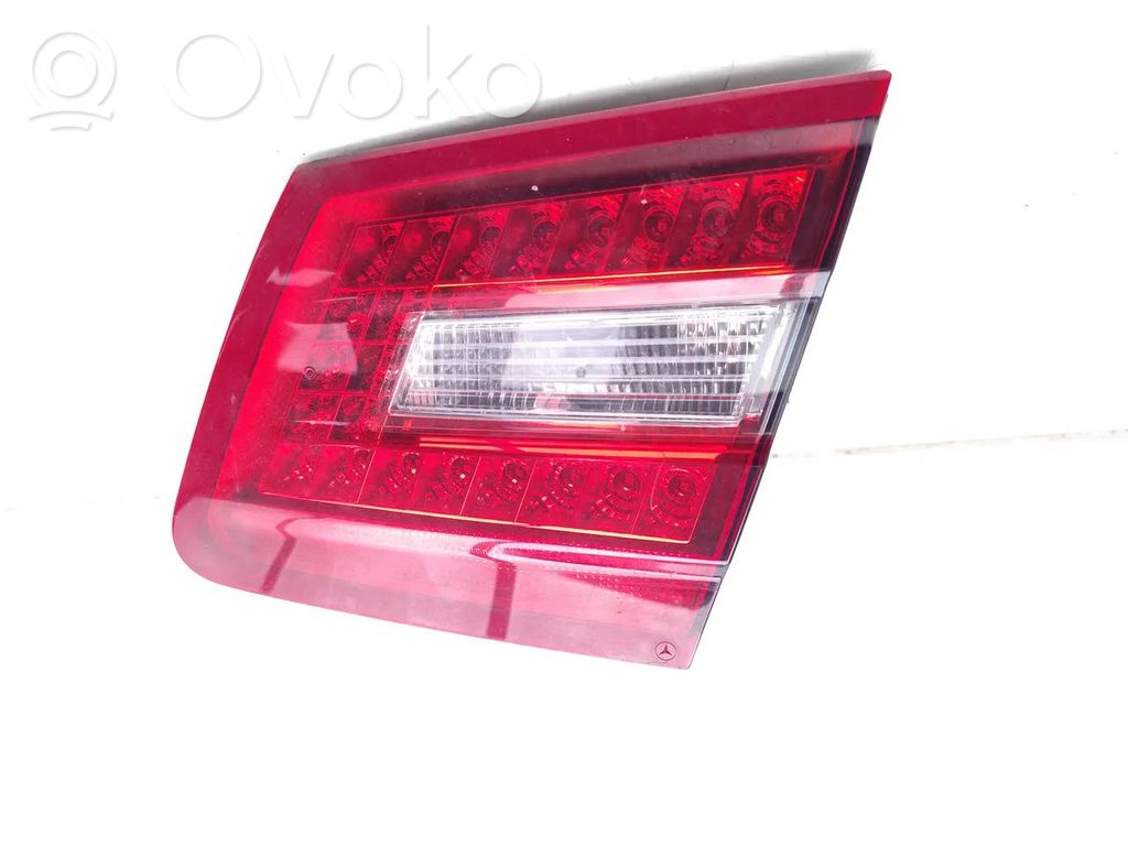 Mercedes-Benz E W212 Lampy tylnej klapy bagażnika 