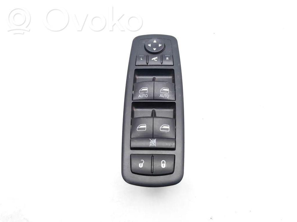 Jeep Cherokee Electric window control switch 