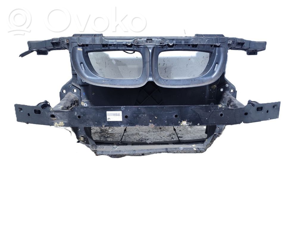 BMW 1 E81 E87 Pannello di supporto del radiatore