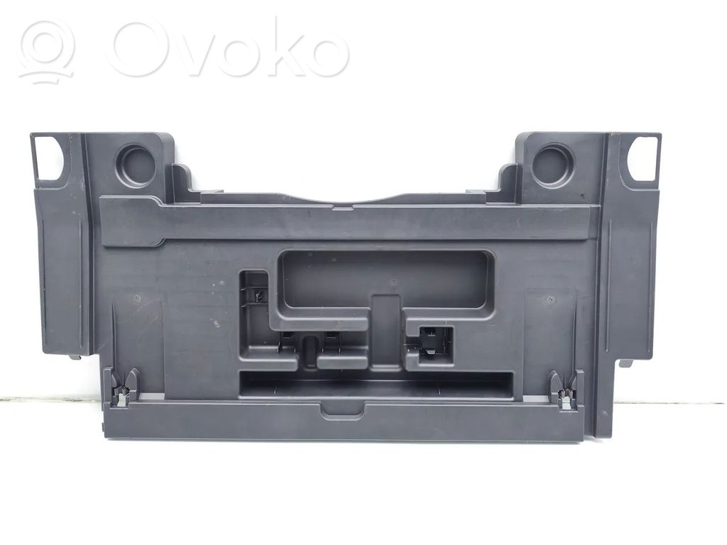Tool box   8W8863373C