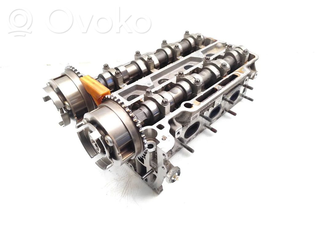 Opel Corsa E Engine head 