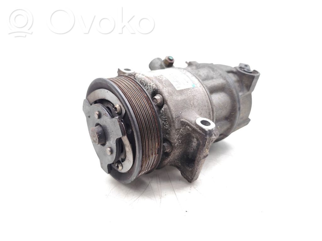 Volkswagen Golf VI Ilmastointilaitteen kompressorin pumppu (A/C)