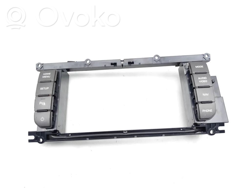 Jaguar XF Radio/GPS head unit trim 