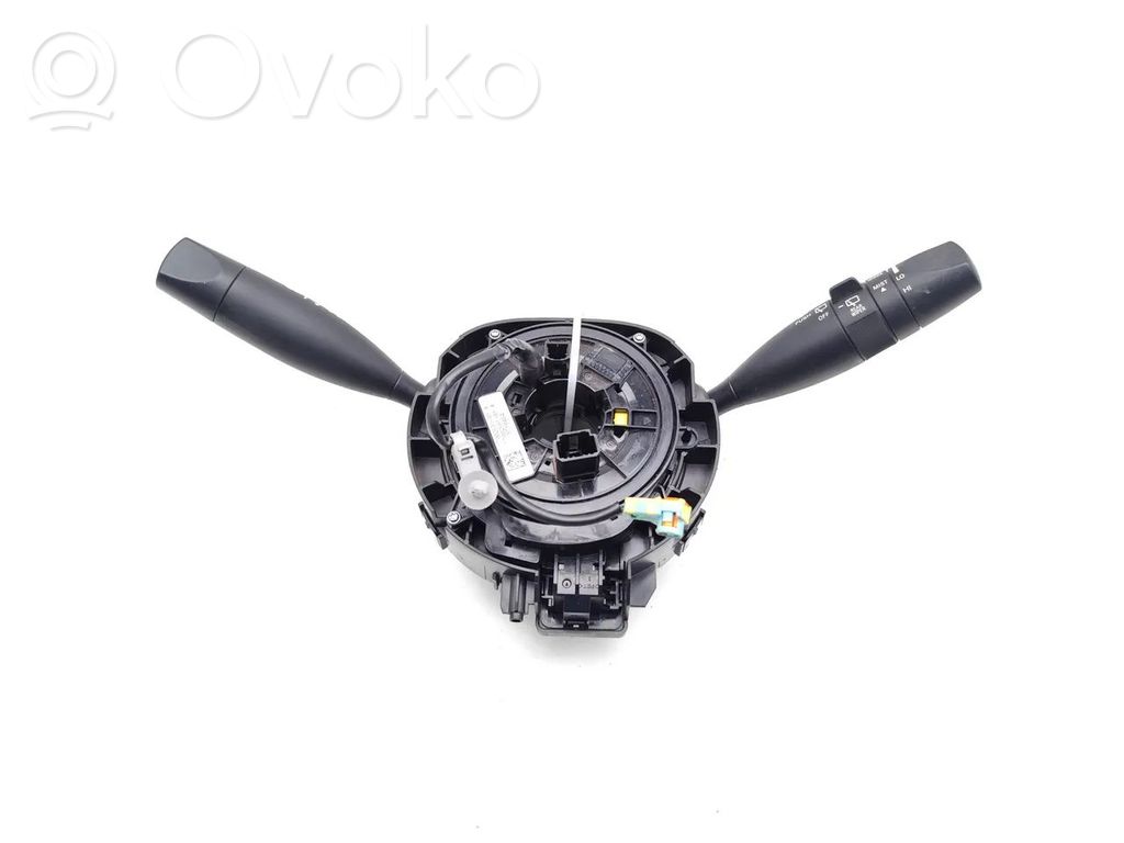 Jeep Cherokee KL Interruptor/palanca de limpiador de luz de giro 