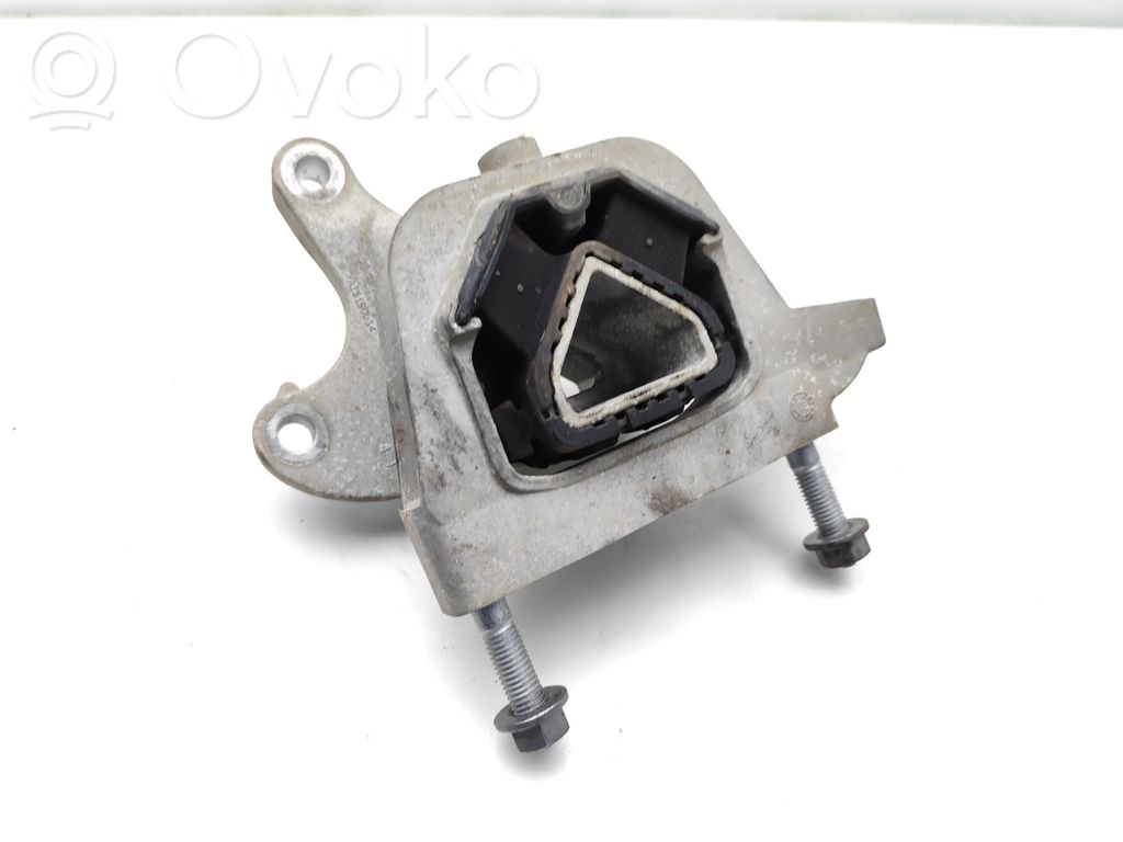 Opel Combo E Engine mount bracket 