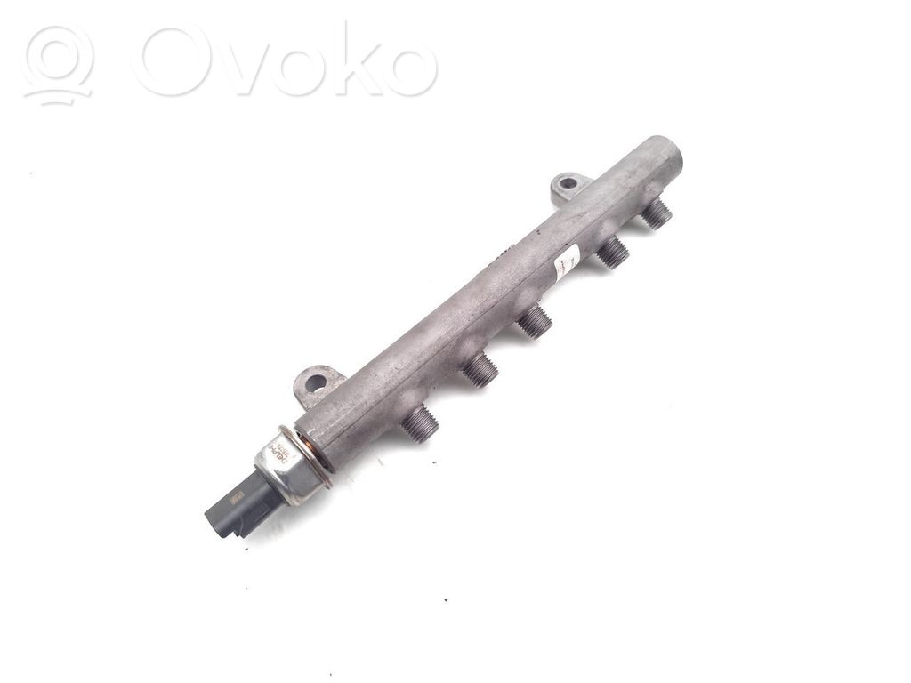 SsangYong Musso Listwa wtryskowa 