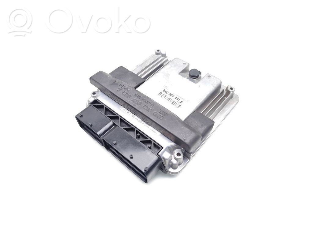 Unidad de control/módulo del motor   8K0907401B