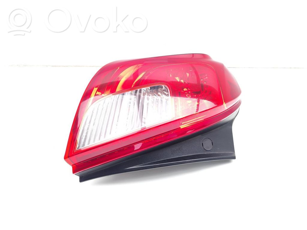 Lampa tylna