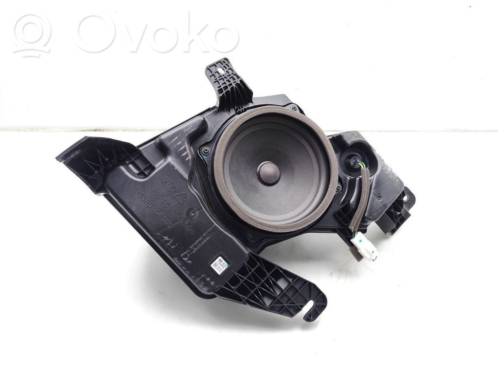 KIA Niro Subwoofer 