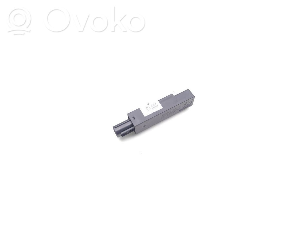 Antenne intérieure accès confort   KD45676NXA