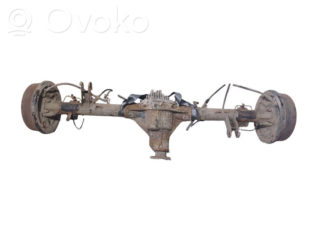 Nissan Navara D40 Punte spate cu reductor 
