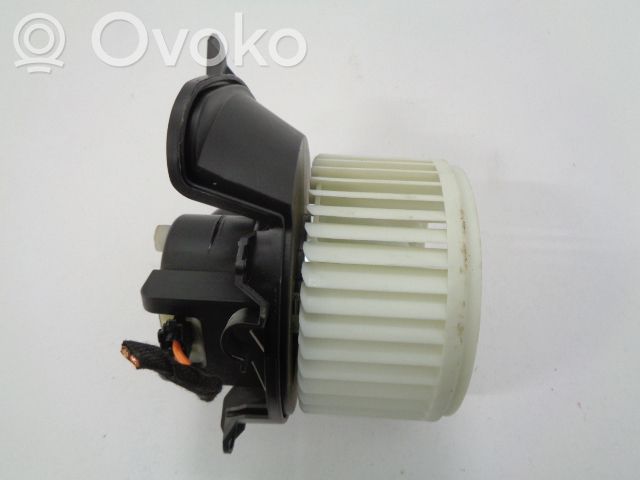 Opel Corsa D Pečiuko ventiliatorius/ putikas 