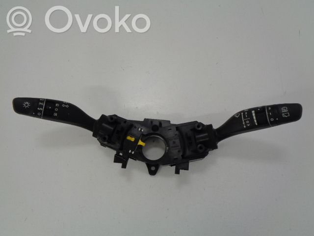Hyundai i30 Wiper turn signal indicator stalk/switch 