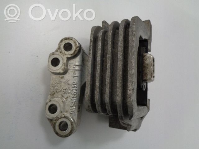 Peugeot 208 I Engine mount bracket 