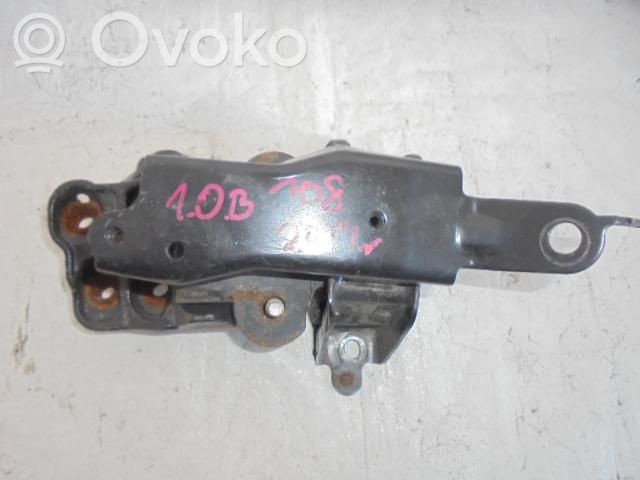 Toyota Aygo AB10 Engine mount bracket 