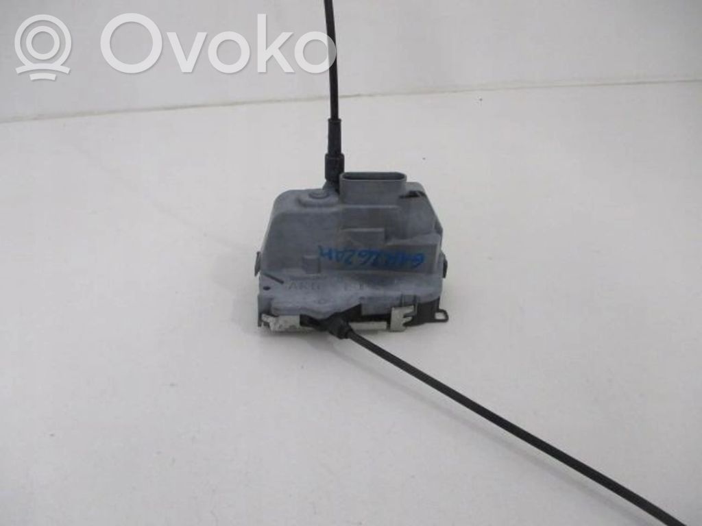 Renault Megane II Takaoven lukko 
