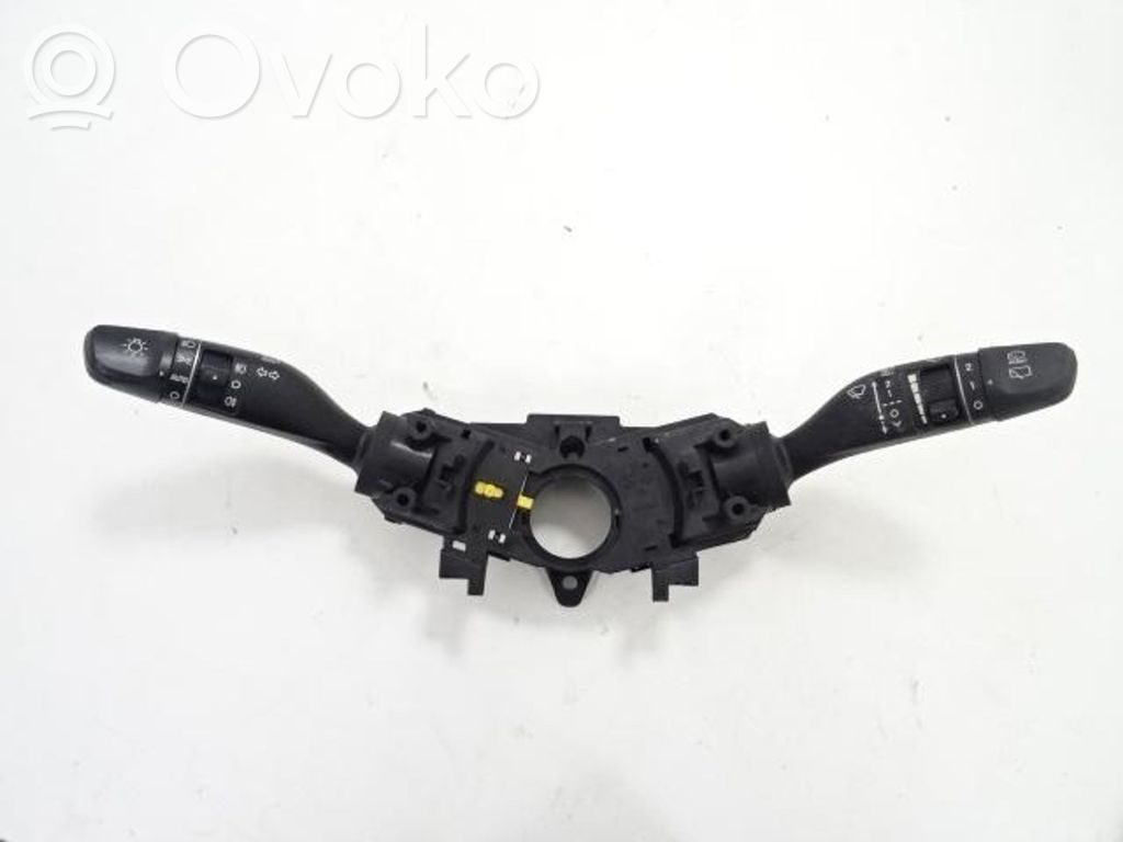 Hyundai i30 Wiper turn signal indicator stalk/switch 