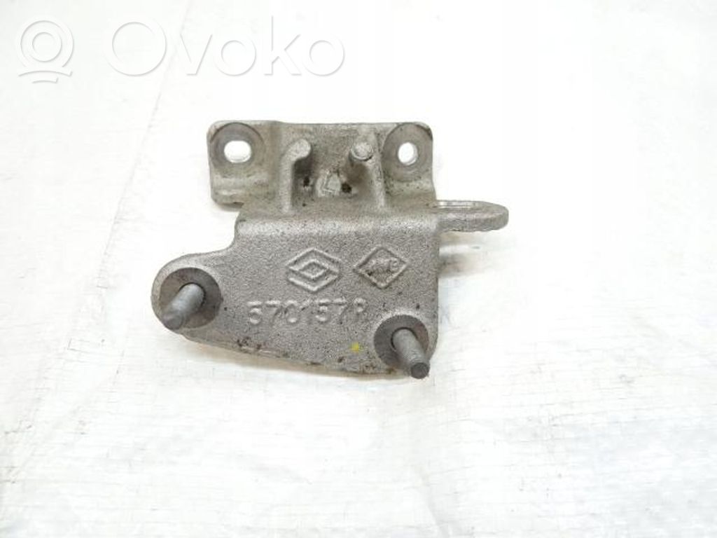 Renault Clio IV Engine mount bracket 