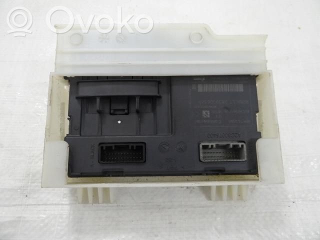 Renault Captur Ignition key card reader 