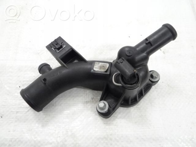 Opel Corsa D Termostaatin kotelo (käytetyt) 