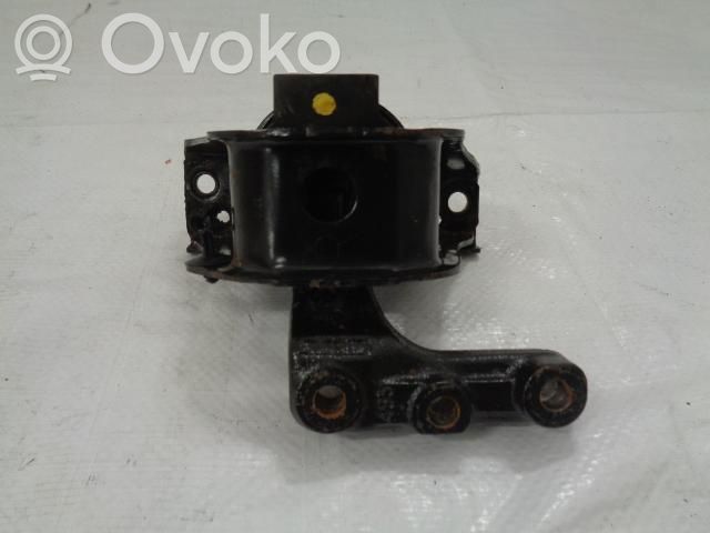 Peugeot 208 I Engine mount vacuum valve 