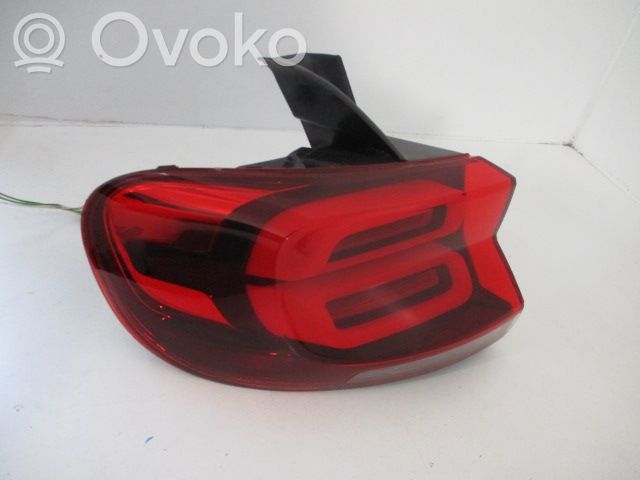 Citroen C5 Aircross Aizmugurējais lukturis virsbūvē 