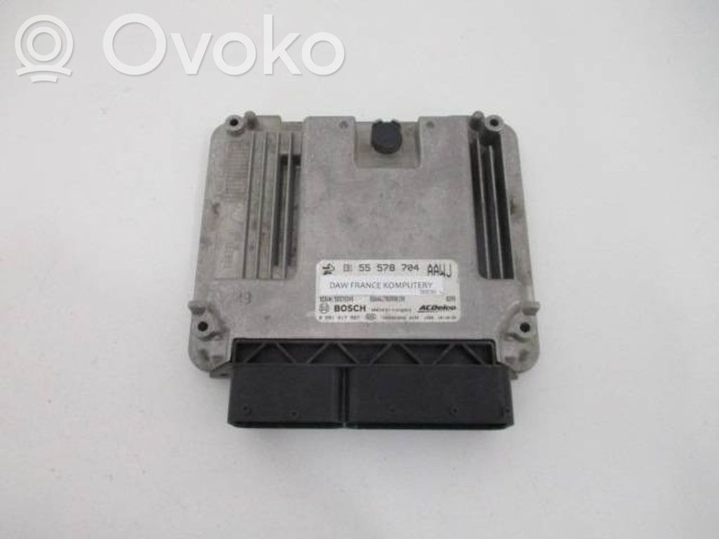 Opel Meriva B Unidad de control/módulo del motor 