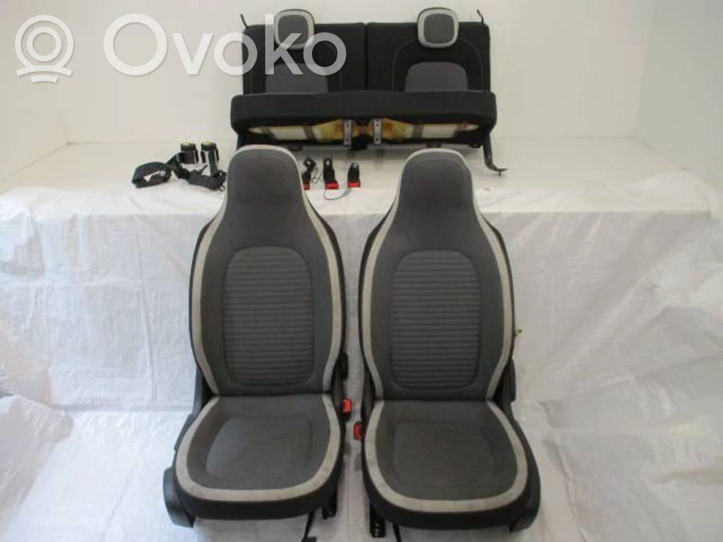Renault Twingo III Priekinė dvivietė sėdynė 