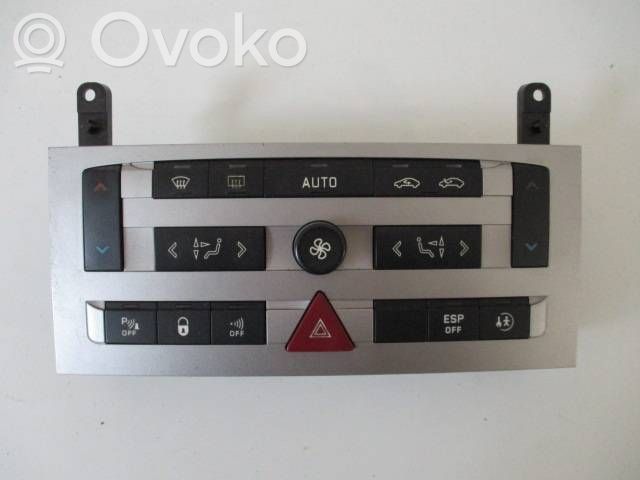 Peugeot 407 Climate control unit 