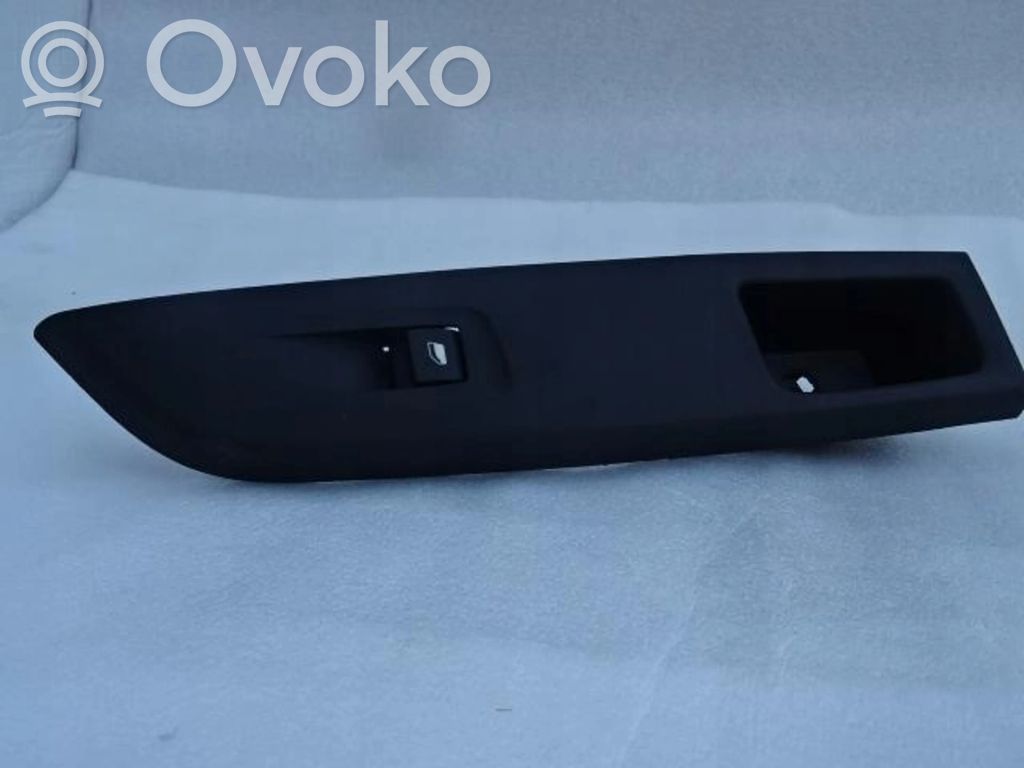 Opel Corsa F Przyciski szyb 