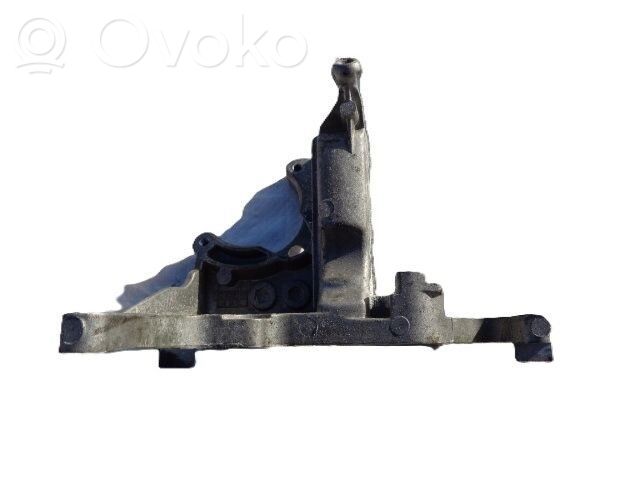Ford Focus Generator/alternator bracket 
