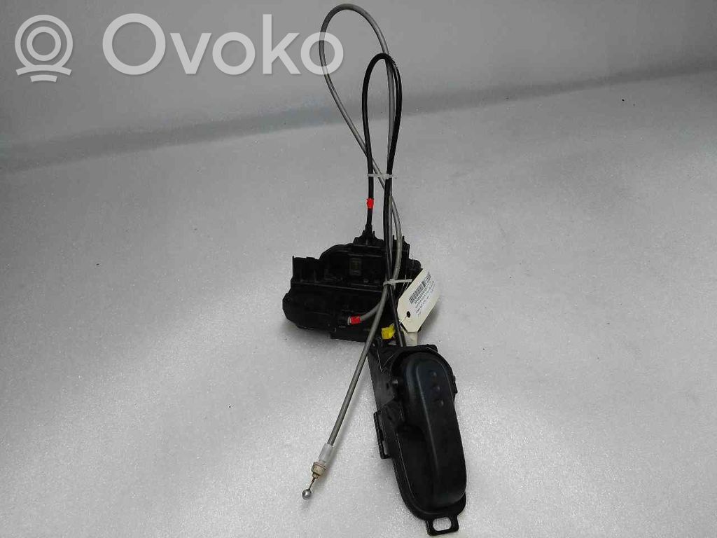 Nissan Note (E11) Etuoven lukko 