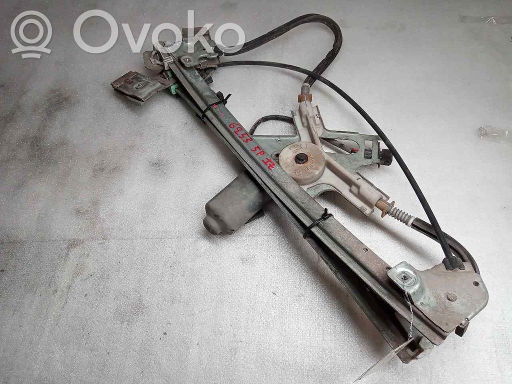 Seat Cordoba (6K) Front door window regulator motor 