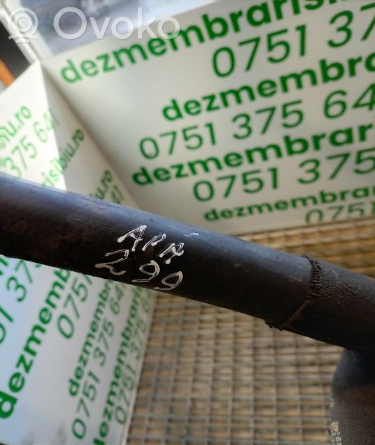 Engine coolant pipe/hose