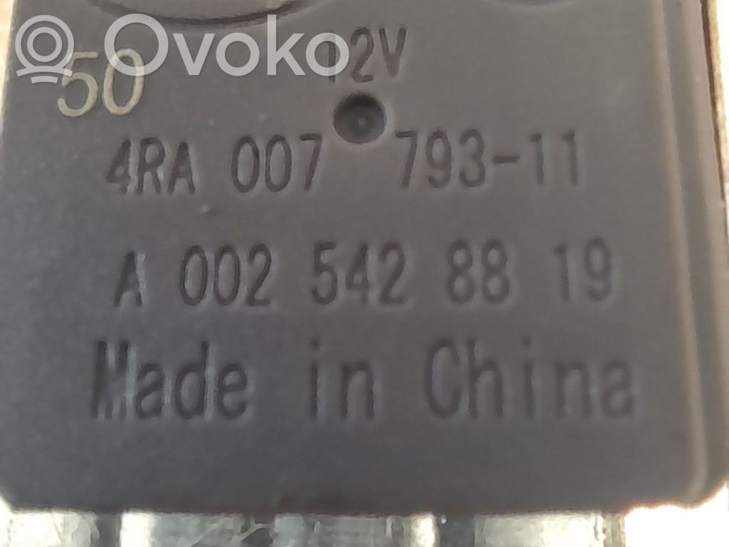 Mercedes-Benz E AMG W212 Other relay 